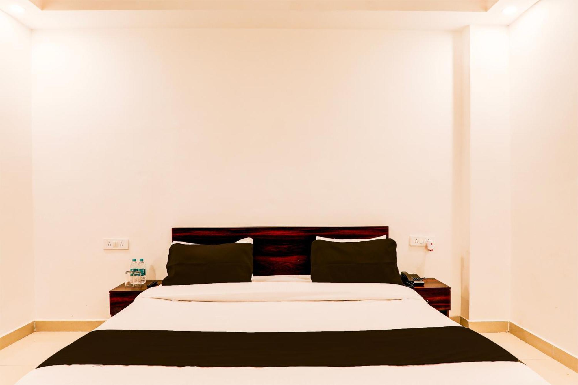 Hotel O The Lucknow